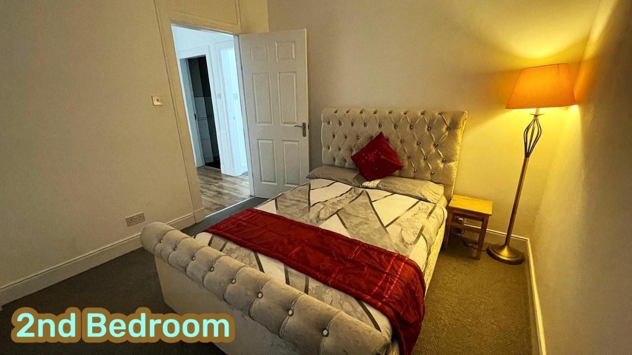 2 Bedrooms Entire Apartment Self Check In Kelty Exterior foto