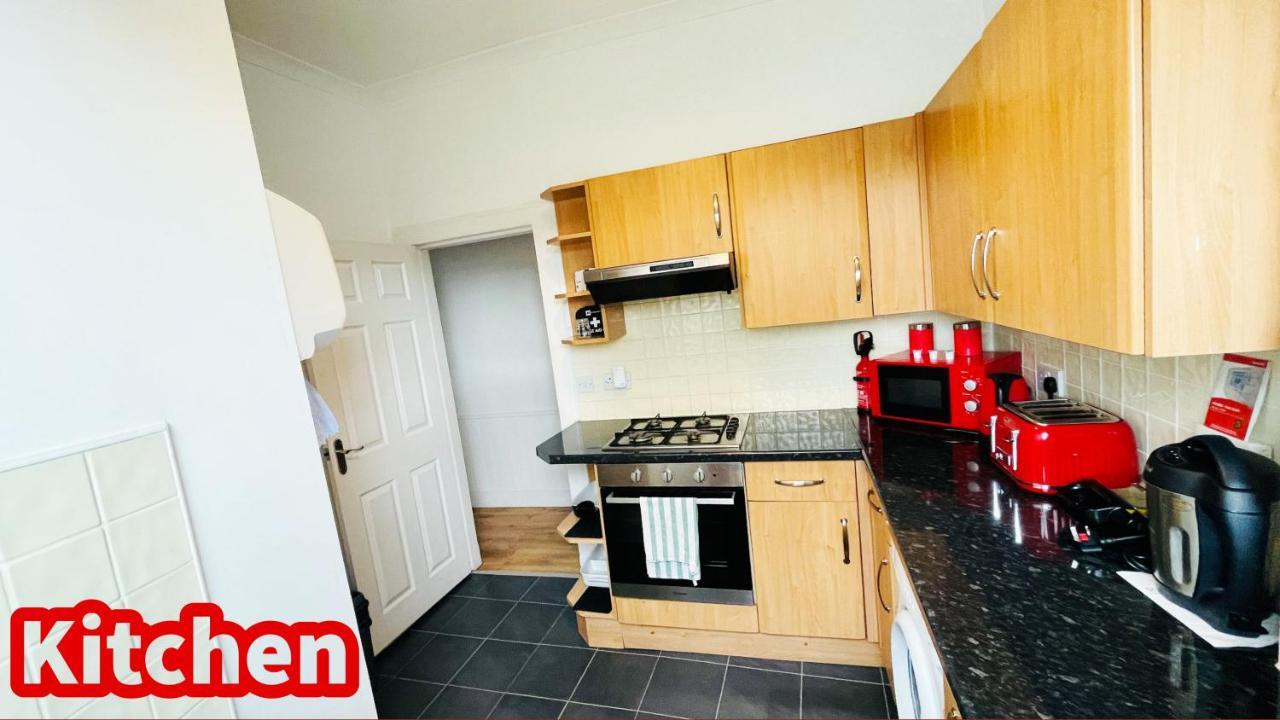 2 Bedrooms Entire Apartment Self Check In Kelty Exterior foto