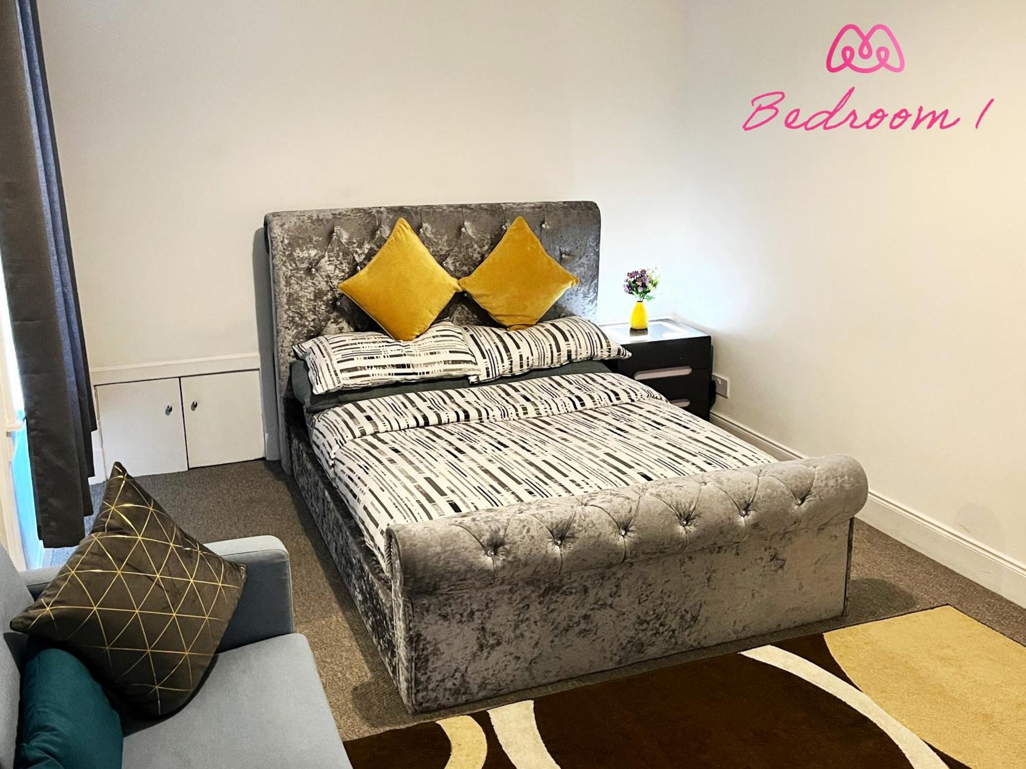 2 Bedrooms Entire Apartment Self Check In Kelty Exterior foto